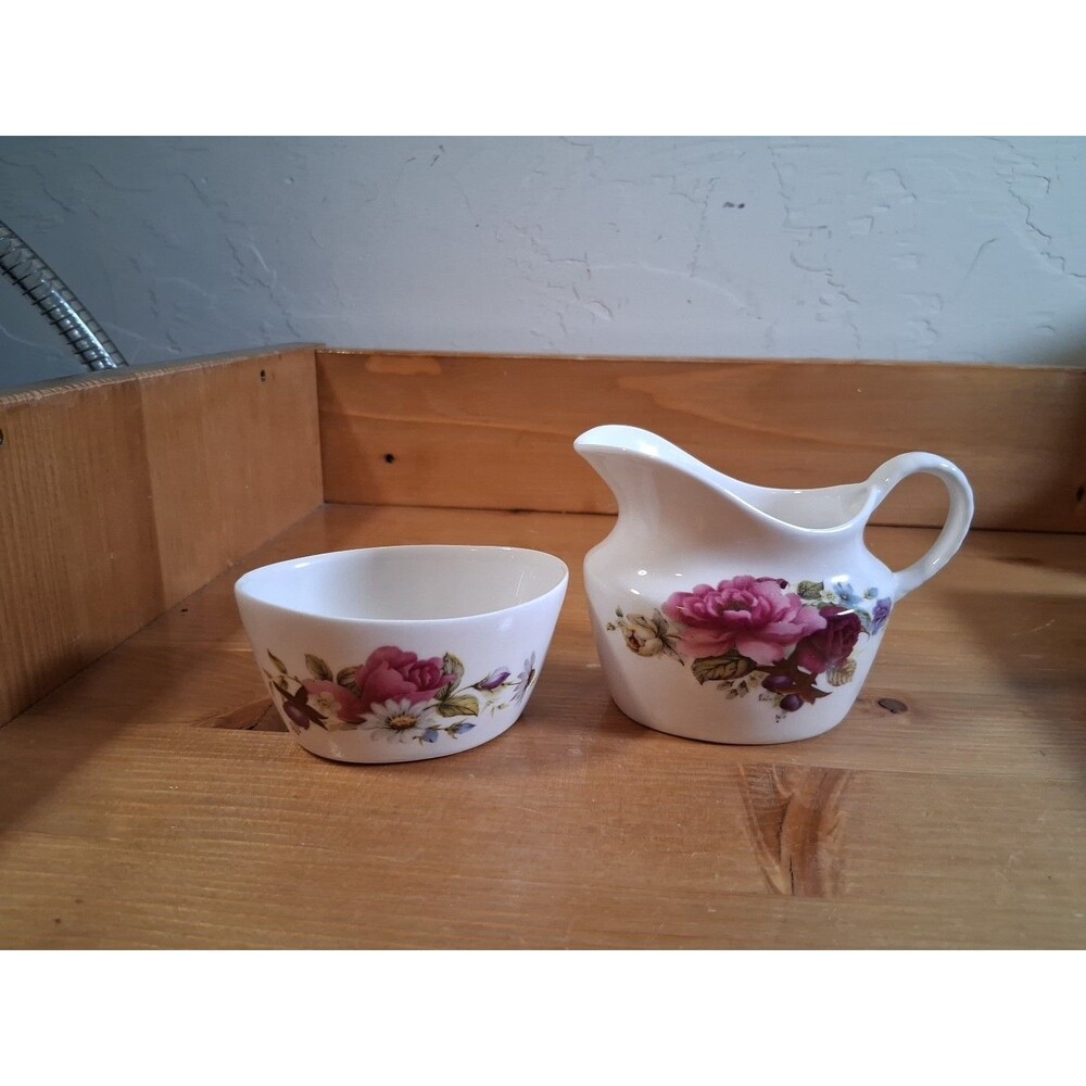 Creamer And Sugar Bowl St George Roses Fine Bone China Made In England